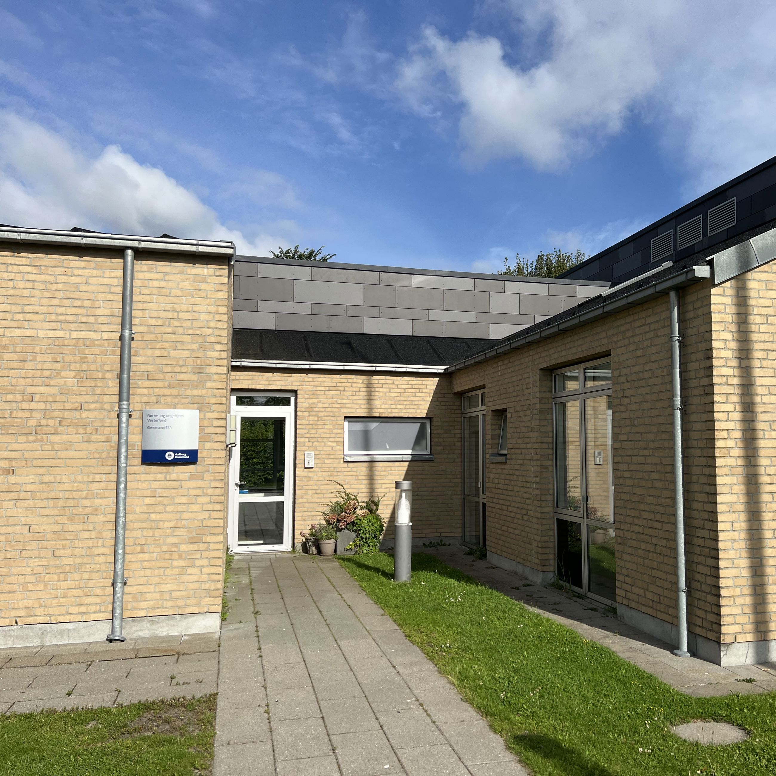 Bygningen Vesterlund udendørs