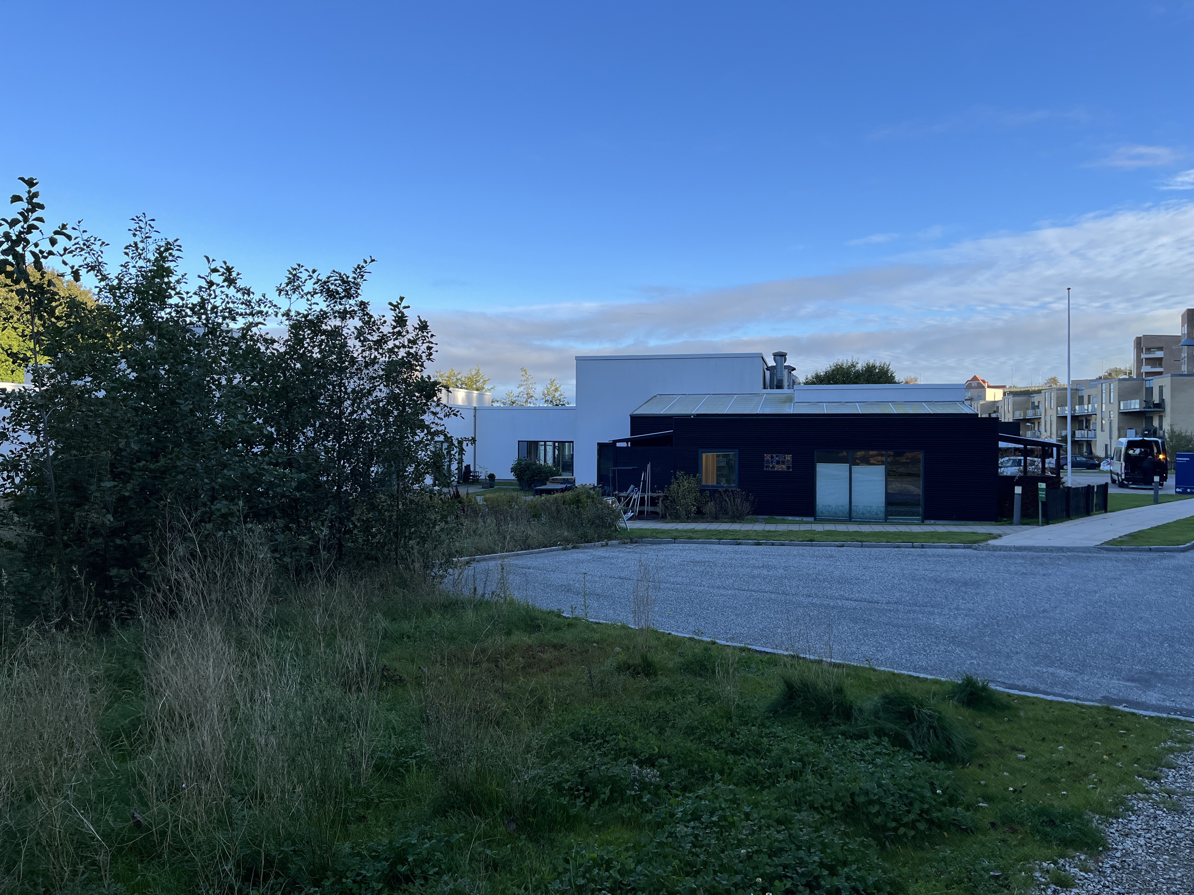 Hviddalens boliger set udefra